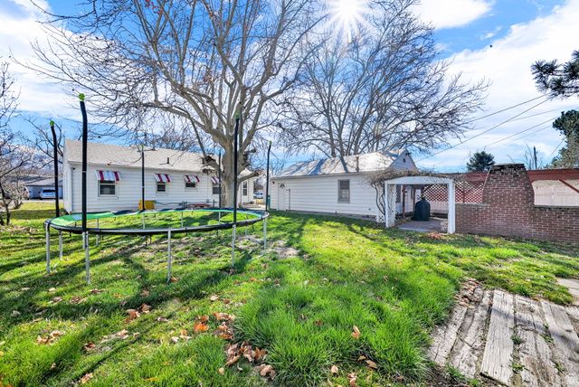 789 N HILL VILLA DRIVE DR, Layton, UT 84041