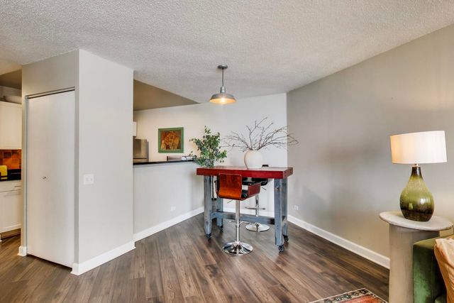 5320 N Sheridan Road 2507, Chicago, IL 60640