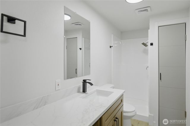 5205 59th Court SW, Olympia, WA 98512