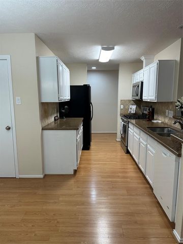 3706 Luton Park Drive, Houston, TX 77082