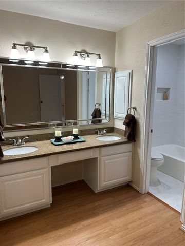 3706 Luton Park Drive, Houston, TX 77082