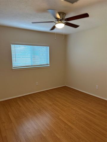 3706 Luton Park Drive, Houston, TX 77082