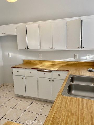 5640 Sexton Lane, Riverside, CA 92509