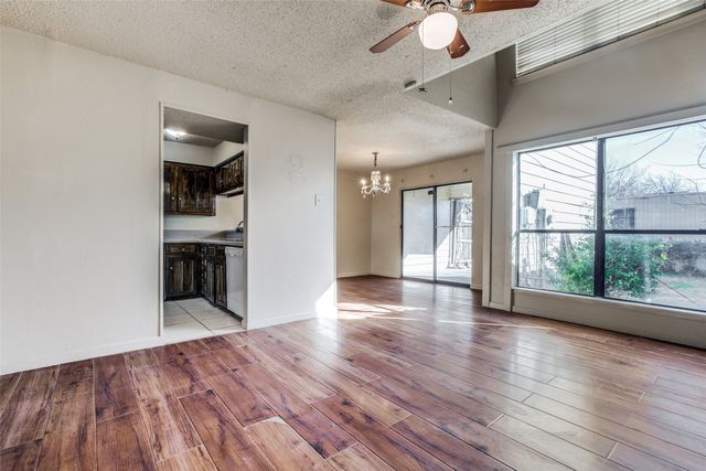 4146 Towngate Boulevard, Garland, TX 75041