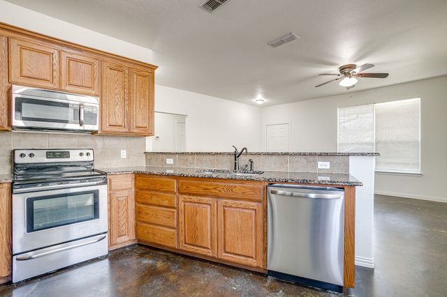 723 Hometown Village Court, Joshua, TX 76058