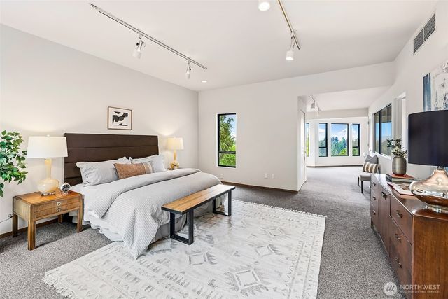 1259 23rd Avenue E, Seattle, WA 98112