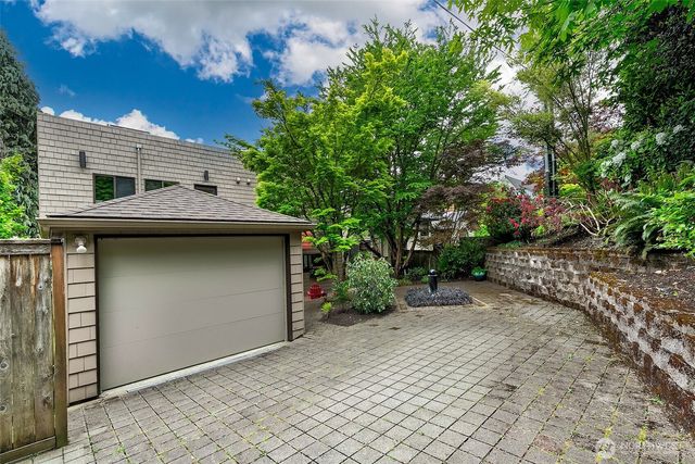1259 23rd Avenue E, Seattle, WA 98112