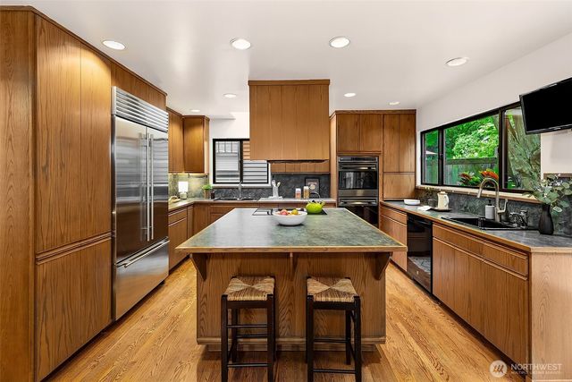 1259 23rd Avenue E, Seattle, WA 98112