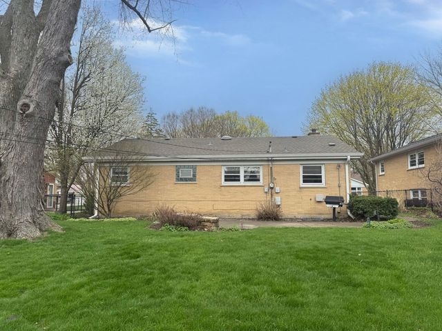 231 S Princeton Avenue, Arlington Heights, IL 60005