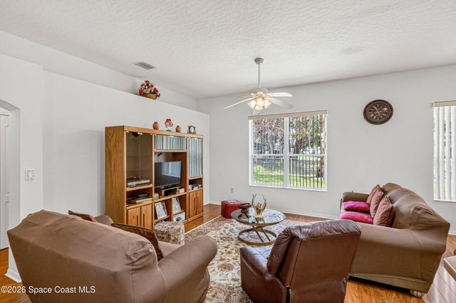 785 SE Parsons Circle SE, Palm Bay, FL 32909