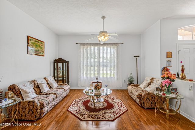 785 SE Parsons Circle SE, Palm Bay, FL 32909