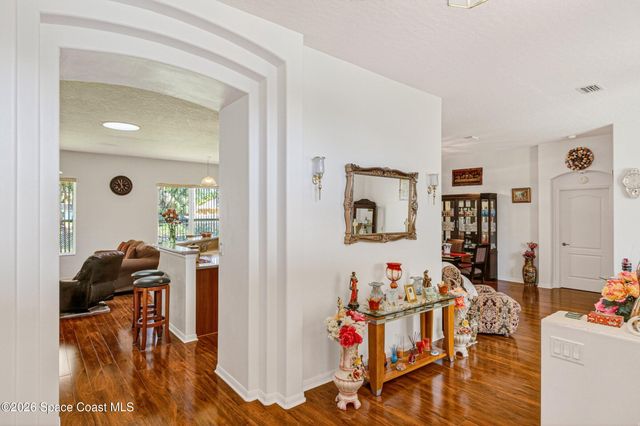 785 SE Parsons Circle SE, Palm Bay, FL 32909