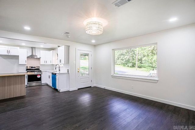 1020 N Hughes Street, Little Rock, AR 72207