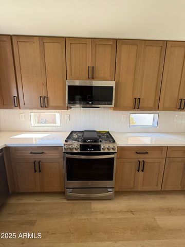 2134 W PENINSULA Circle, Chandler, AZ 85248