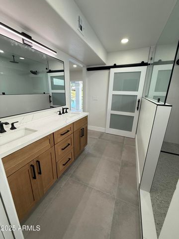 2134 W PENINSULA Circle, Chandler, AZ 85248