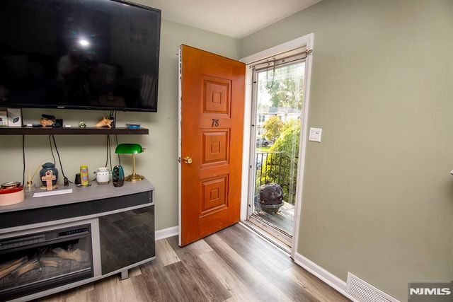 78 Dudley Drive, Bergenfield, NJ 07621