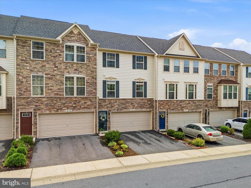 Image 1 of property listing at 5923 LEBEN DR, Frederick, MD 21703