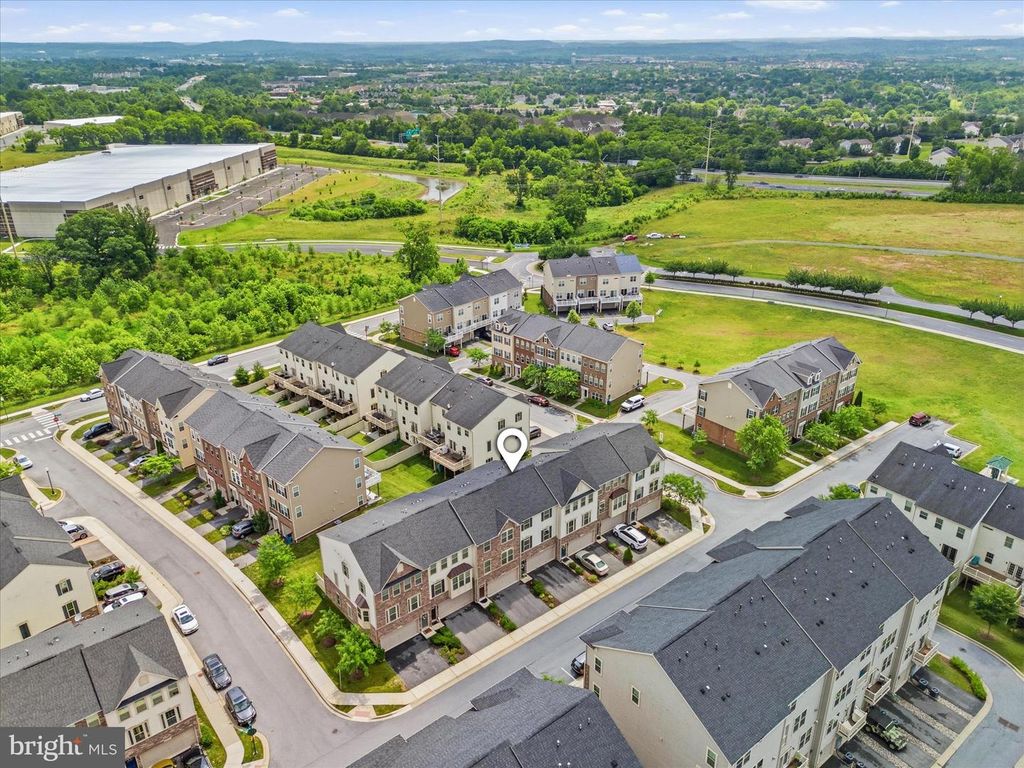 Image 47 of property listing at 5923 LEBEN DR, Frederick, MD 21703
