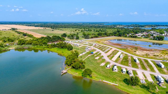 5098 Waterfront Road, Kerens, TX 75144