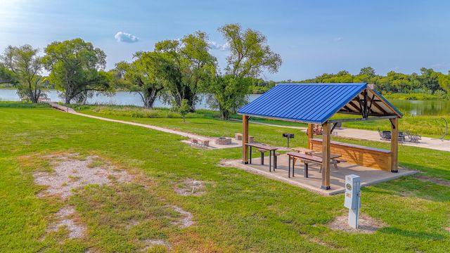 5098 Waterfront Road, Kerens, TX 75144