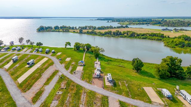 5098 Waterfront Road, Kerens, TX 75144