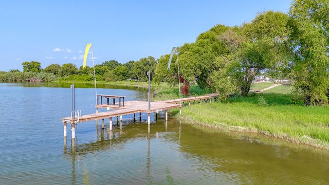 5098 Waterfront Road, Kerens, TX 75144