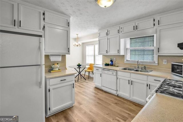 5284 Wydella Road SW, Lilburn, GA 30047