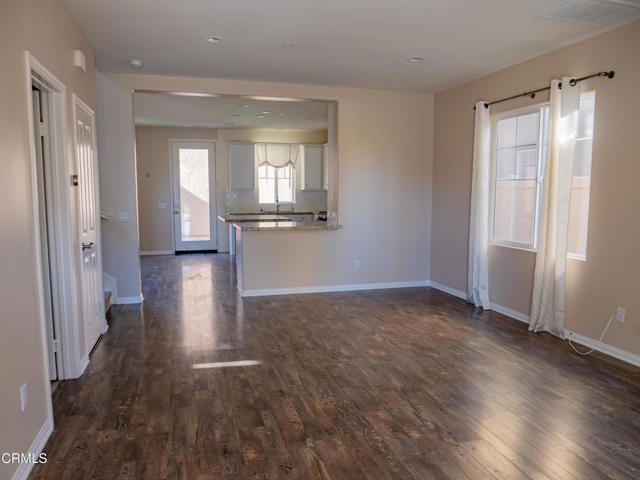 520 Nile River Drive, Oxnard, CA 93036