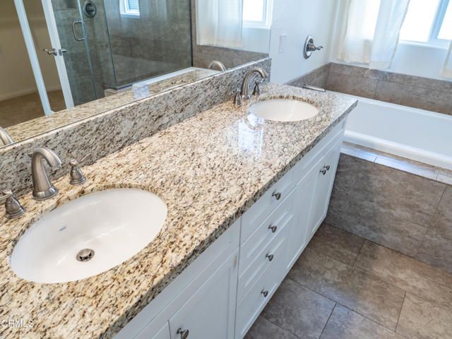 520 Nile River Drive, Oxnard, CA 93036