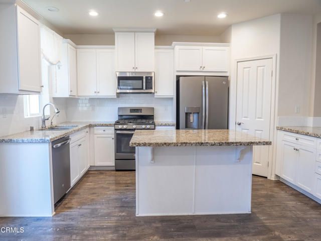 520 Nile River Drive, Oxnard, CA 93036