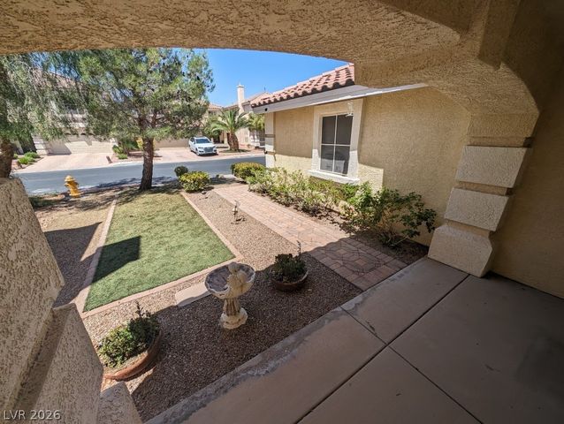 10900 Royal Highlands Street, Las Vegas, NV 89141