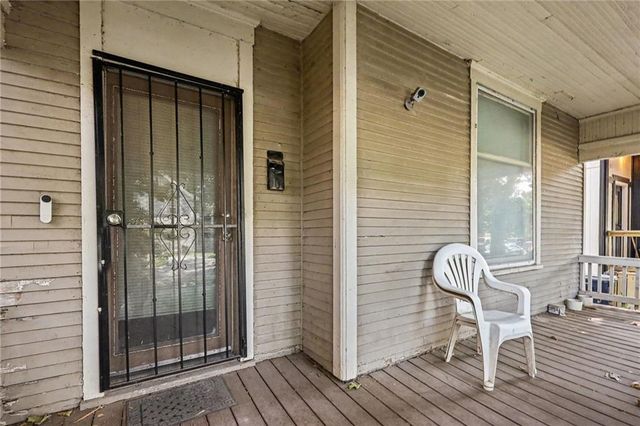 3220 E 11th Street, Kansas City, MO 64127