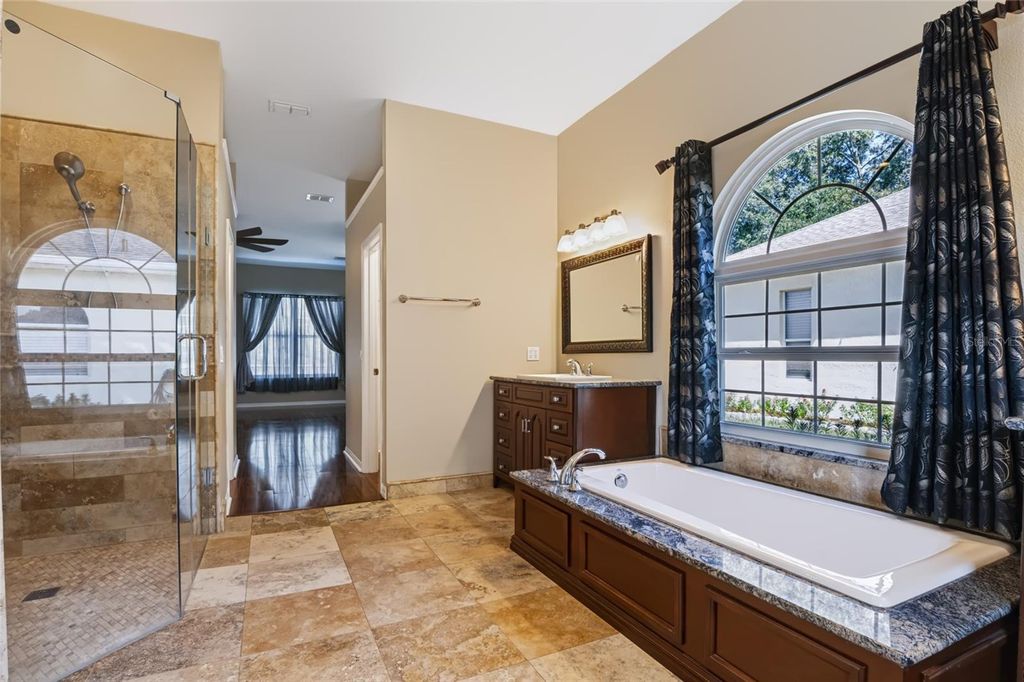 Image 16 of property listing at 16208 ARROWHEAD TRAIL, Clermont, FL 34711