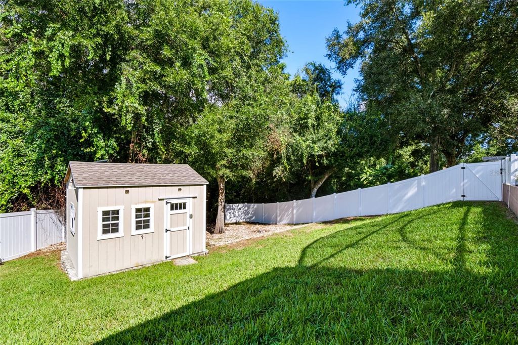 Image 27 of property listing at 16208 ARROWHEAD TRAIL, Clermont, FL 34711