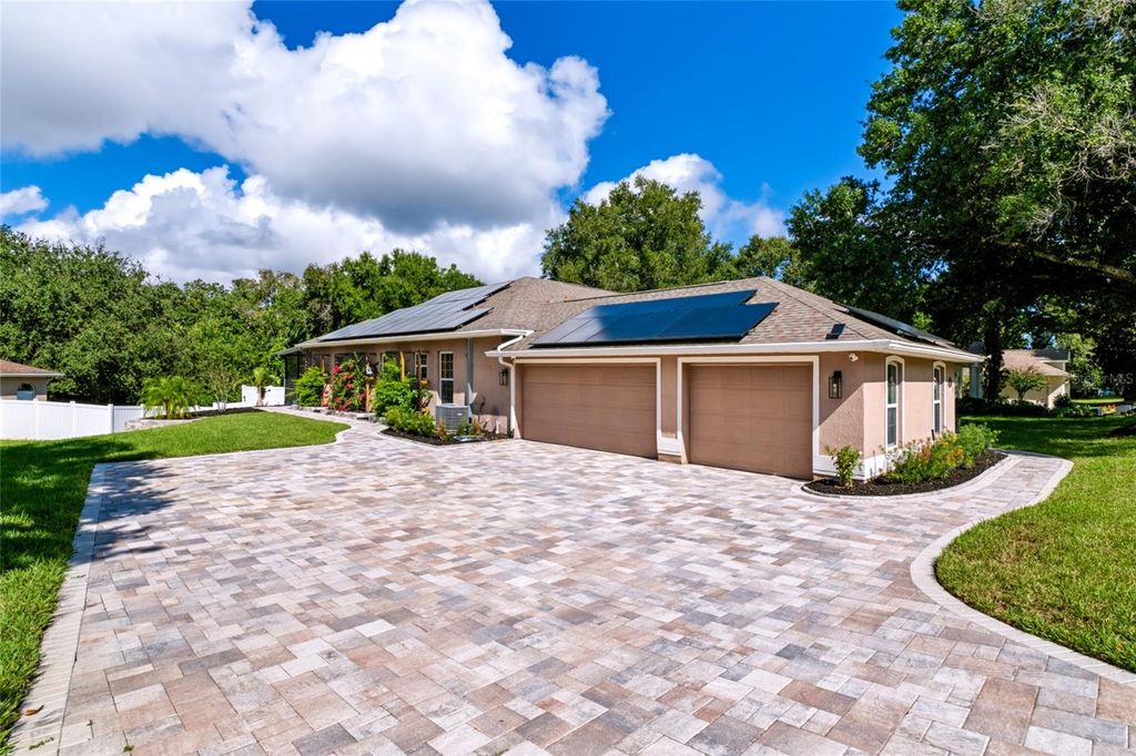 Image 30 of property listing at 16208 ARROWHEAD TRAIL, Clermont, FL 34711