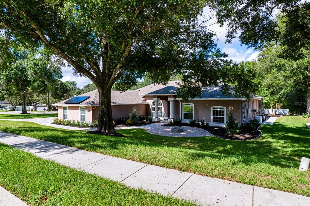 Image 34 of property listing at 16208 ARROWHEAD TRAIL, Clermont, FL 34711