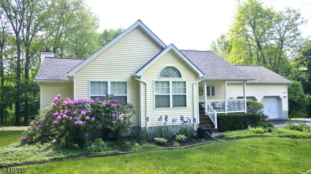 5656 Berkshire Valley Rd, Jefferson Twp., NJ 07438 — exterior