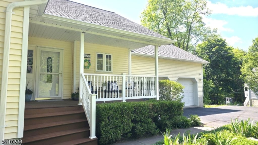 5656 Berkshire Valley Rd, Jefferson Twp., NJ 07438 — photo 2