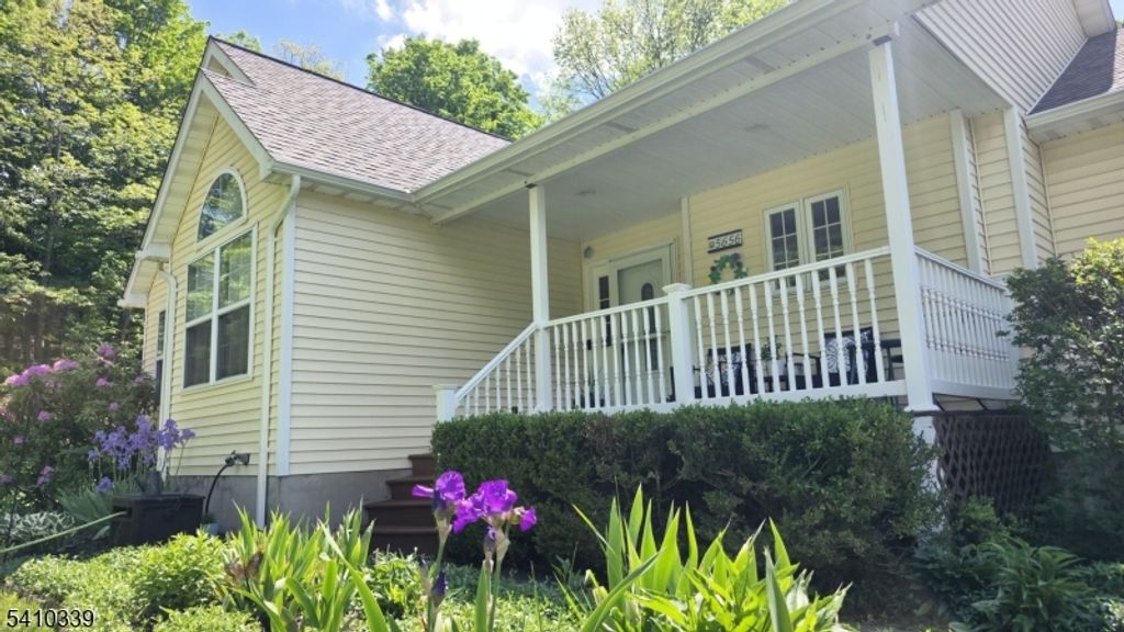 5656 Berkshire Valley Rd, Jefferson Twp., NJ 07438 — photo 3