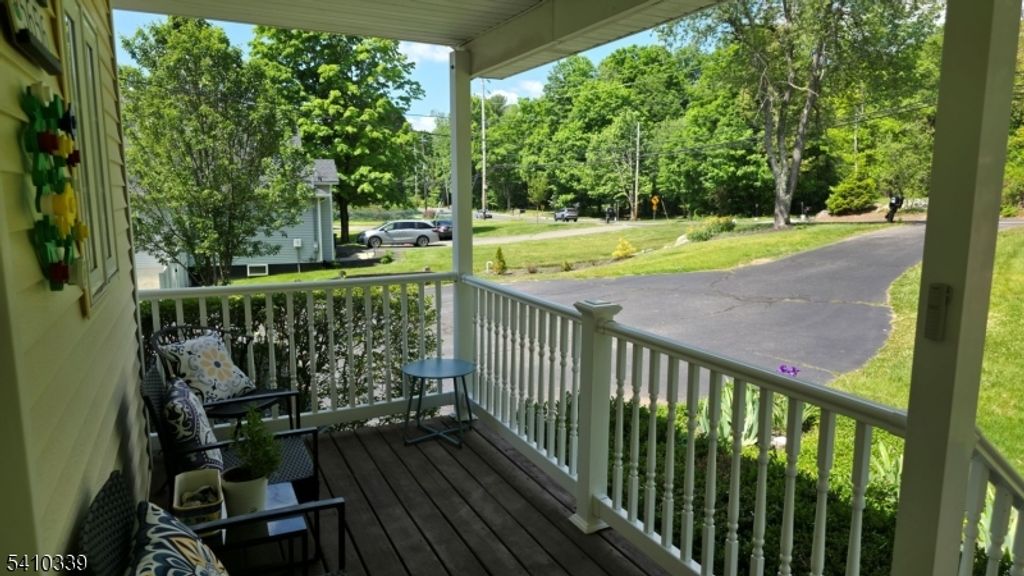 5656 Berkshire Valley Rd, Jefferson Twp., NJ 07438 — photo 4