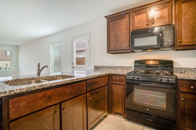 14124 Calderwood Street, Pilot Point, TX 76258