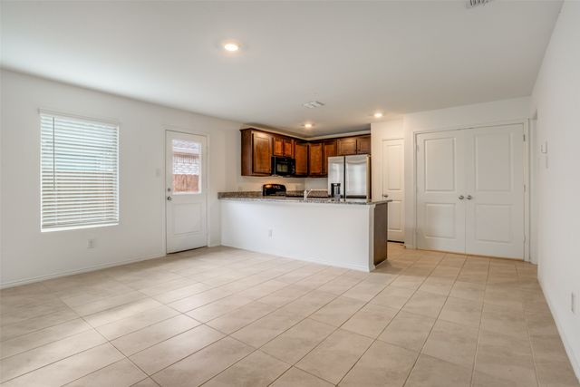 14124 Calderwood Street, Pilot Point, TX 76258