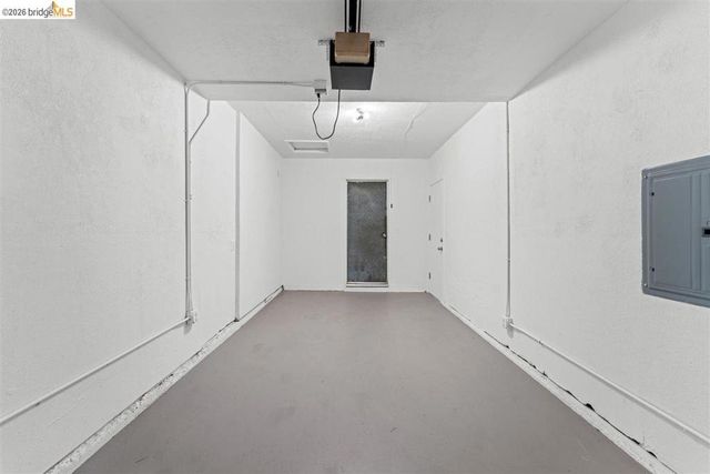 5832 San Jose Ave, Richmond, CA 94804