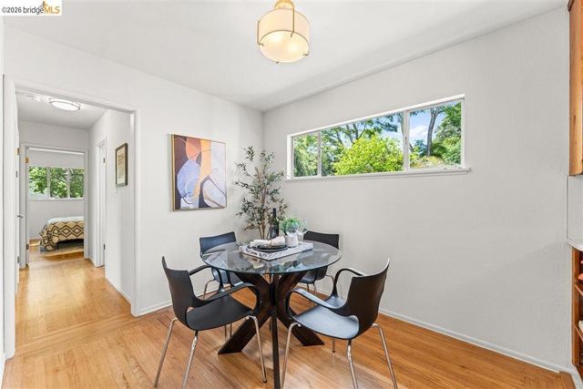 5832 San Jose Ave, Richmond, CA 94804