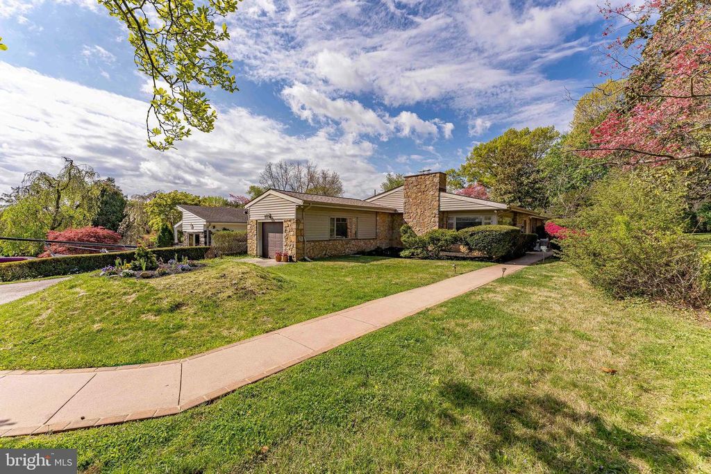 266 TOMKENN RD, Wynnewood, PA 19096