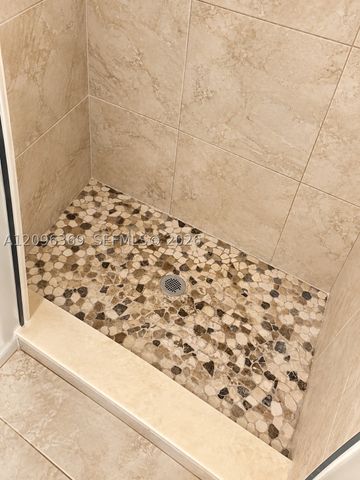 3031 NW 69th Ter, Miami, FL 33147