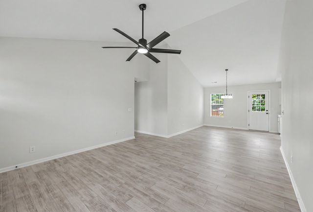 1327 Winterberry Avenue, Goose Creek, SC 29445