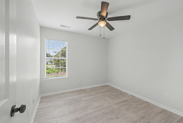 1327 Winterberry Avenue, Goose Creek, SC 29445
