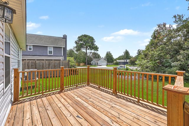 1327 Winterberry Avenue, Goose Creek, SC 29445