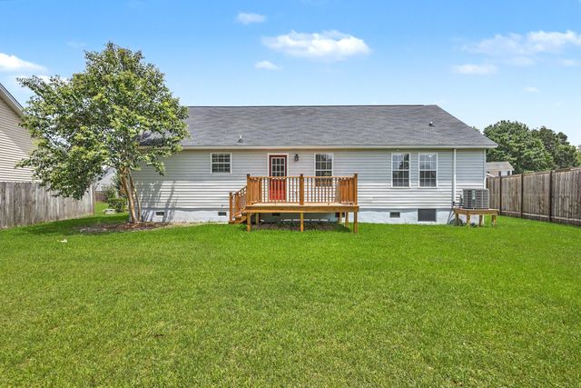 1327 Winterberry Avenue, Goose Creek, SC 29445